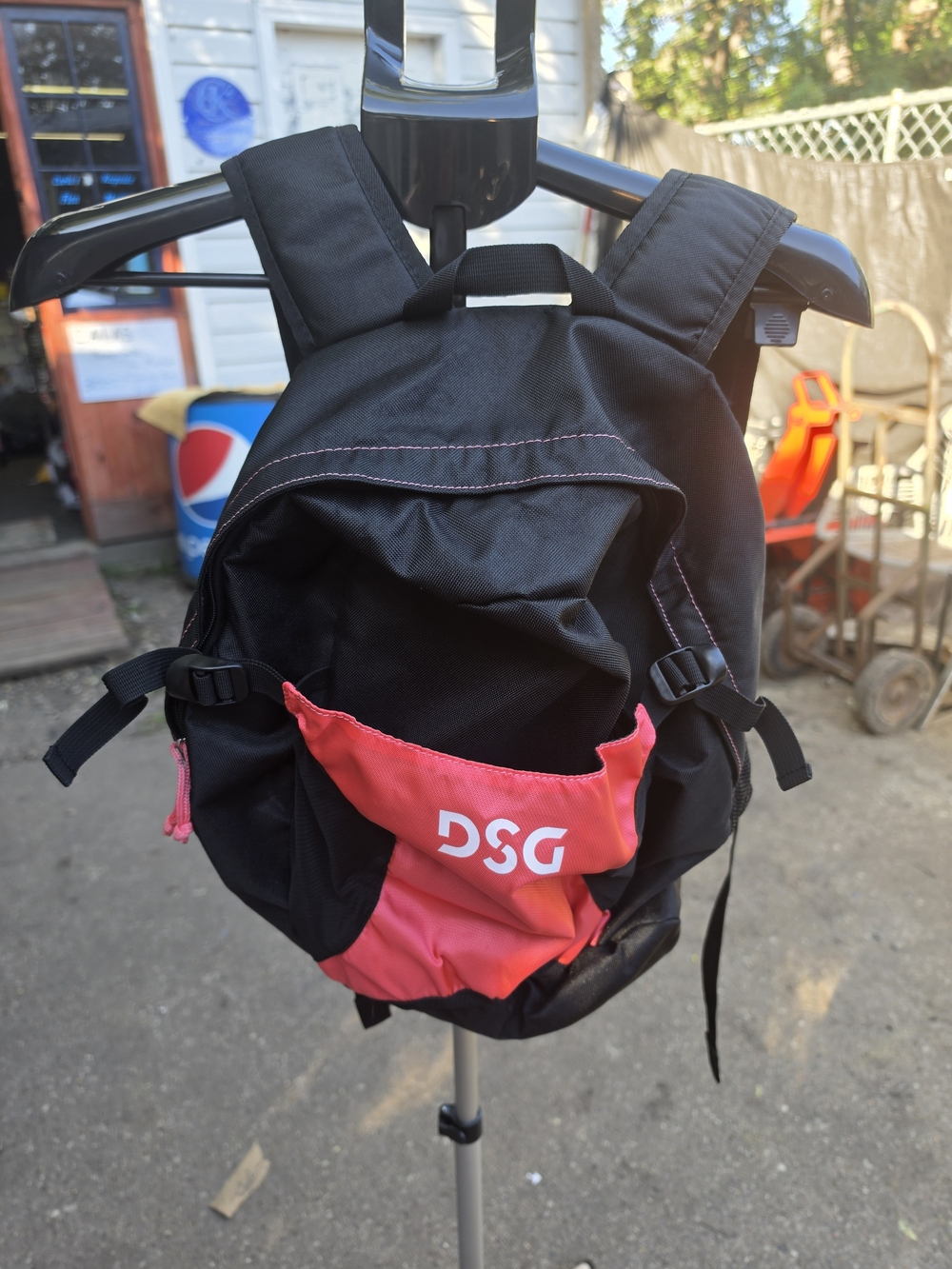 DSG Black and Pink Compact Men's Backpack